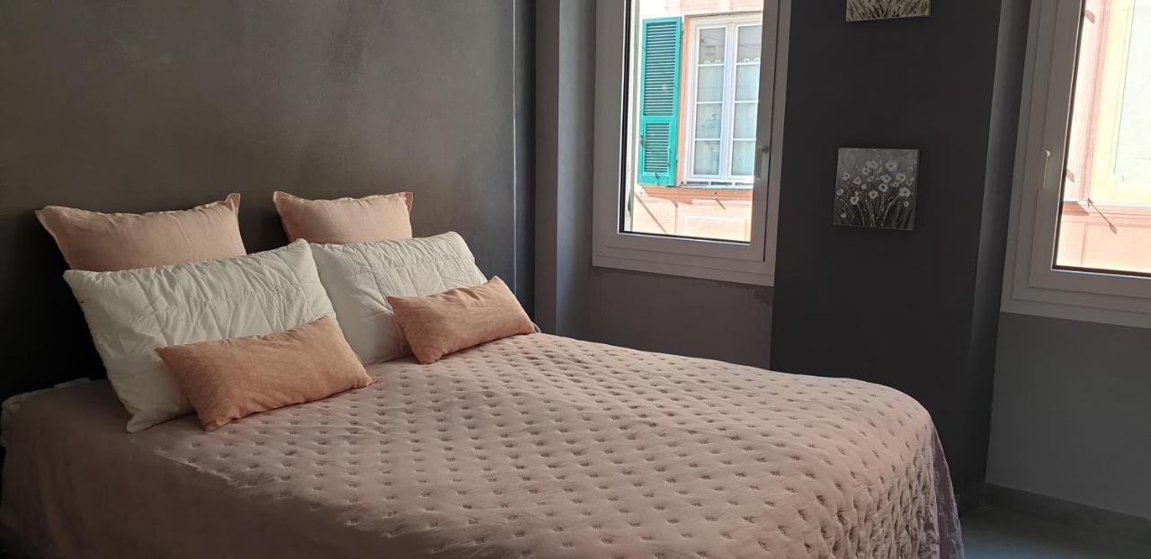 Il Vascello Apartment Rapallo Bagian luar foto