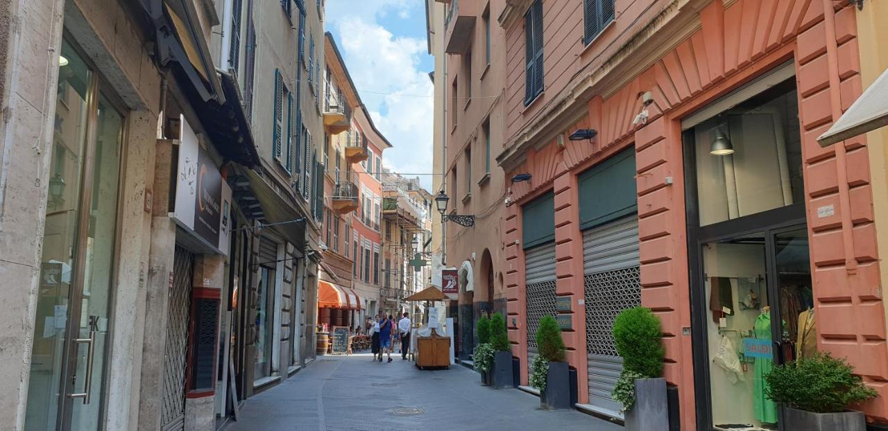 Il Vascello Apartment Rapallo Bagian luar foto