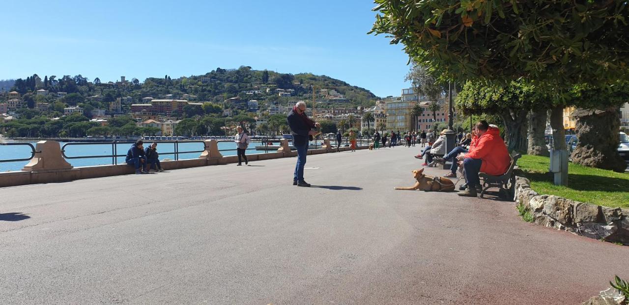 Il Vascello Apartment Rapallo Bagian luar foto